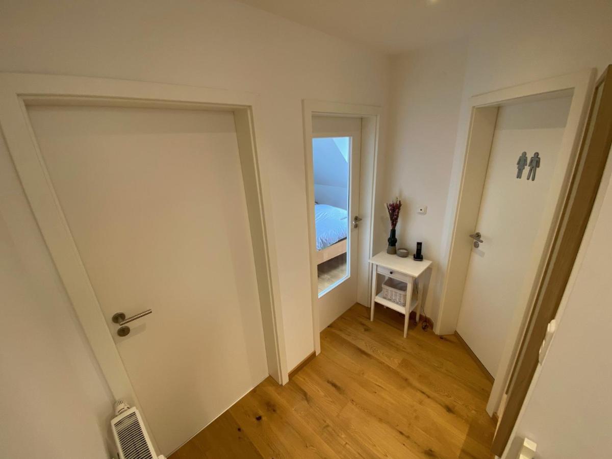 Modernes Penthouse, Nahe Wuerzburg Apartment Exterior photo